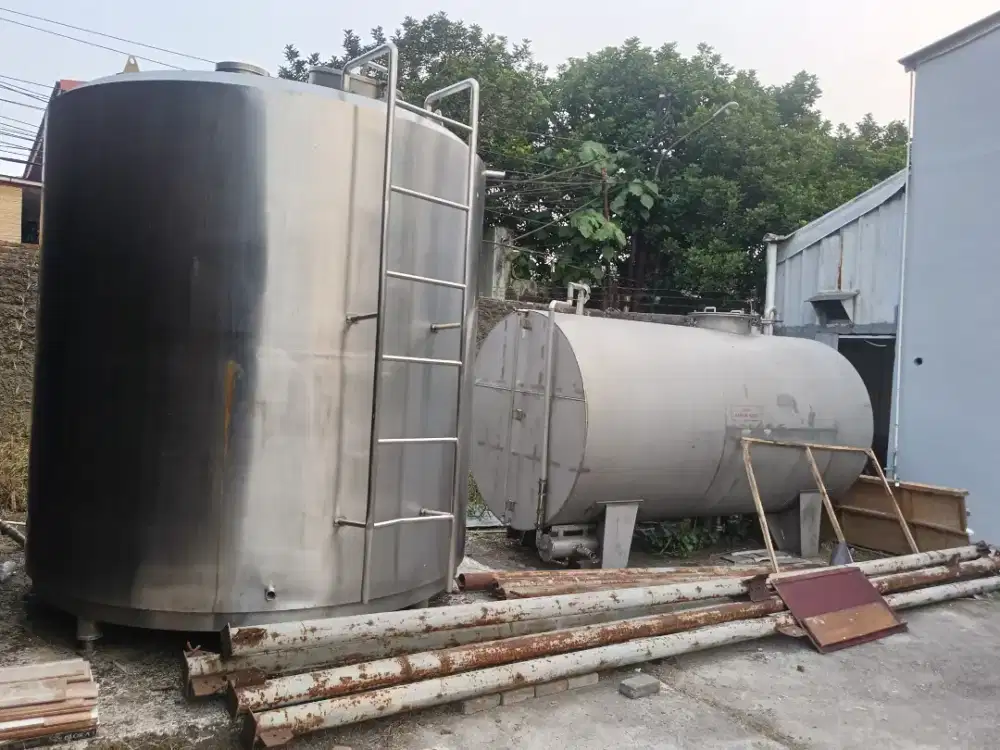 Menerima jual beli barang bekas