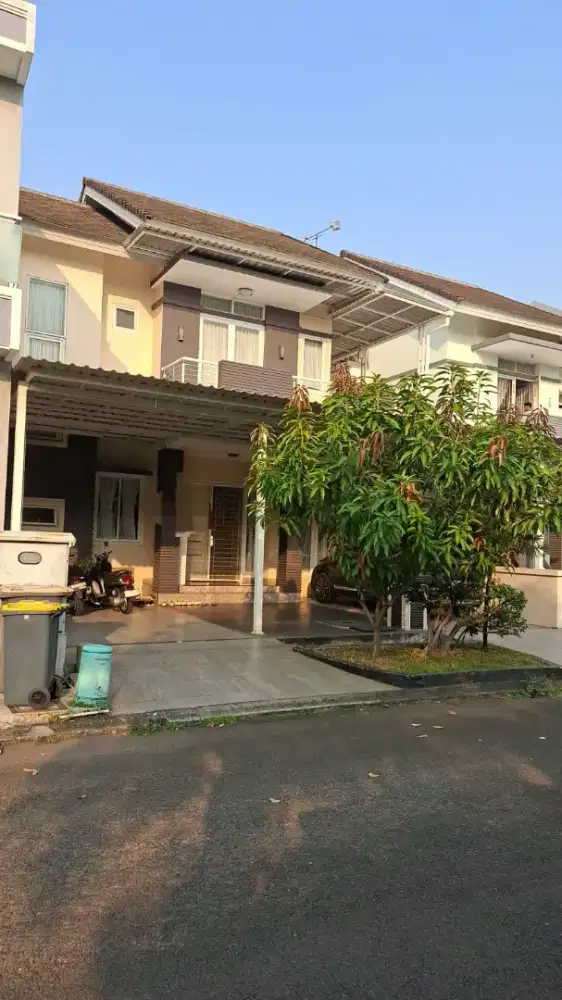 Heliconia luas 190m tingkat full renovasi bebas banjir jual cepat