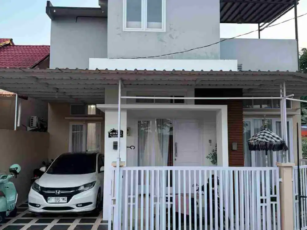 Rumah mewah Perum Ratindo, jl Aw Syahrani, Samarinda