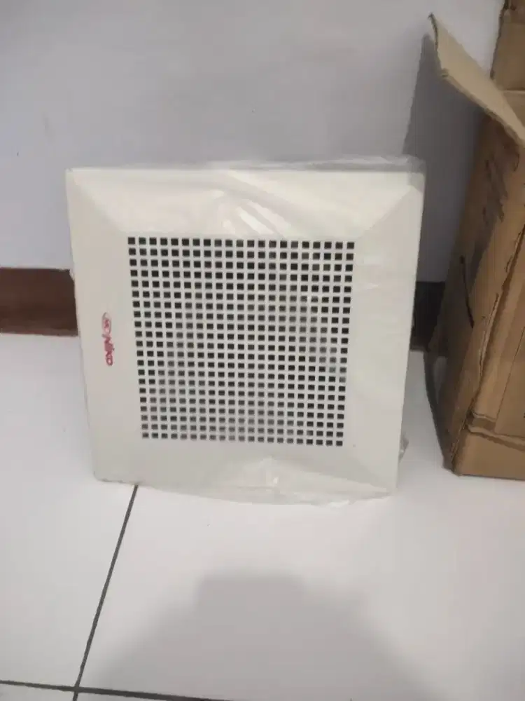 Exhaust fan plafon