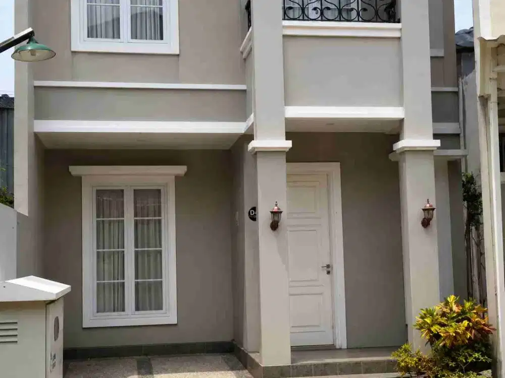 Rumah Bagus, Siap Huni, 2 LT, SHM, Dekat Tol Kukusan, Beji, Depok