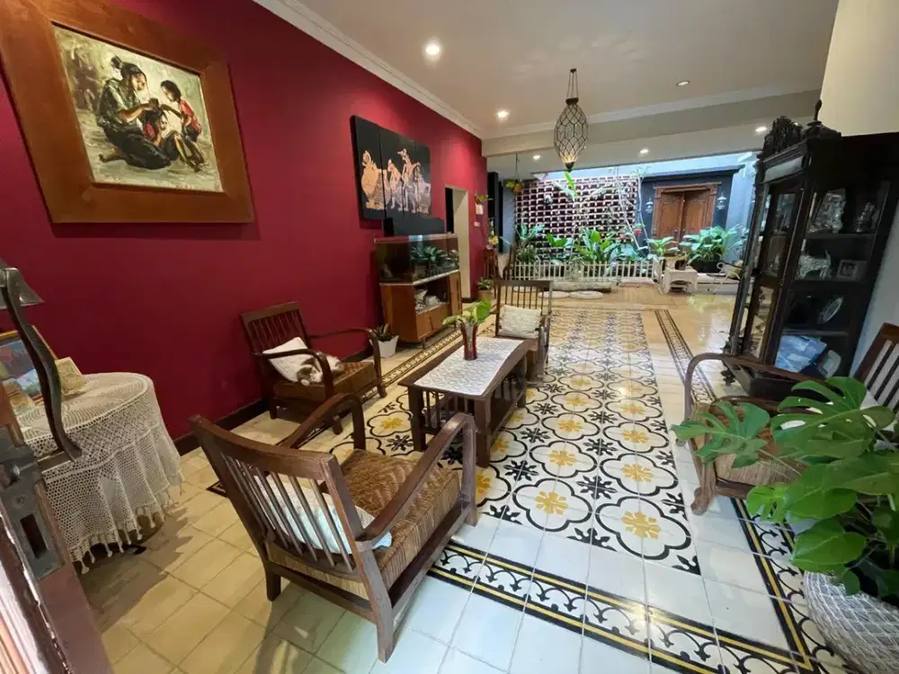 Rumah Mewah Classic dlm Perumahan Elite dkt SMAN 2 Yogyakarta