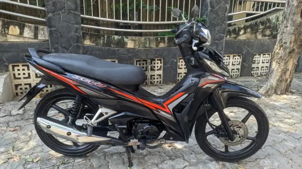 Revo fi 2017 Hitam Cw Mesin TOP
