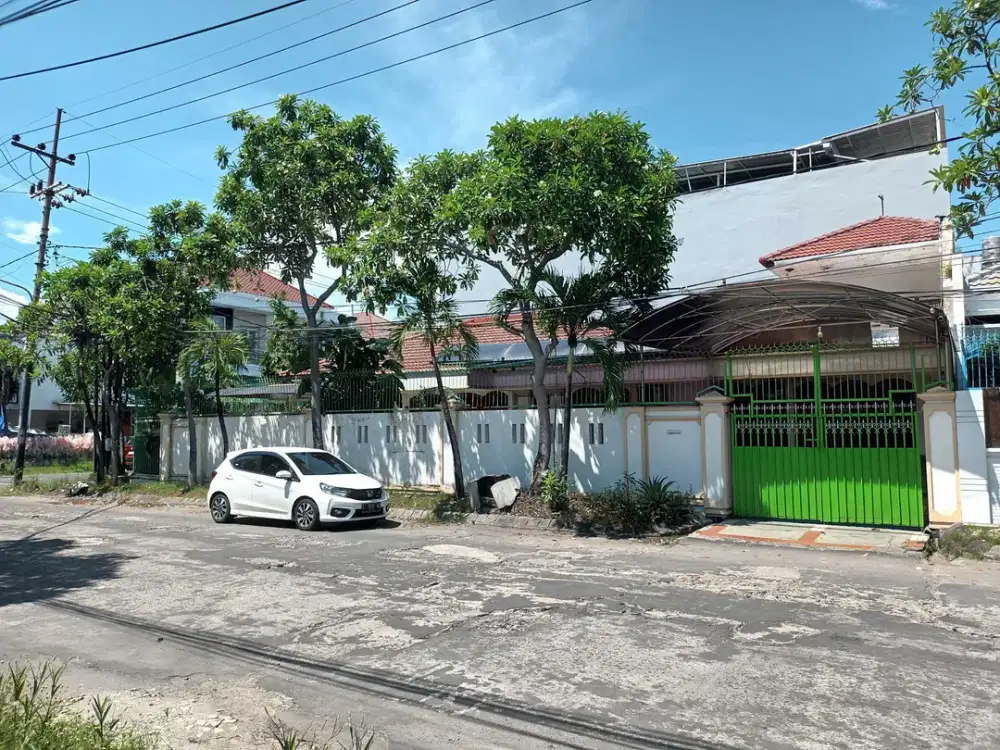 Dijual rumah hook di Raya Babatan Pantai - Kenjeran Surabaya