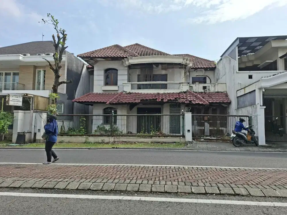 Dijual rumah komersial area di Citraland Utama