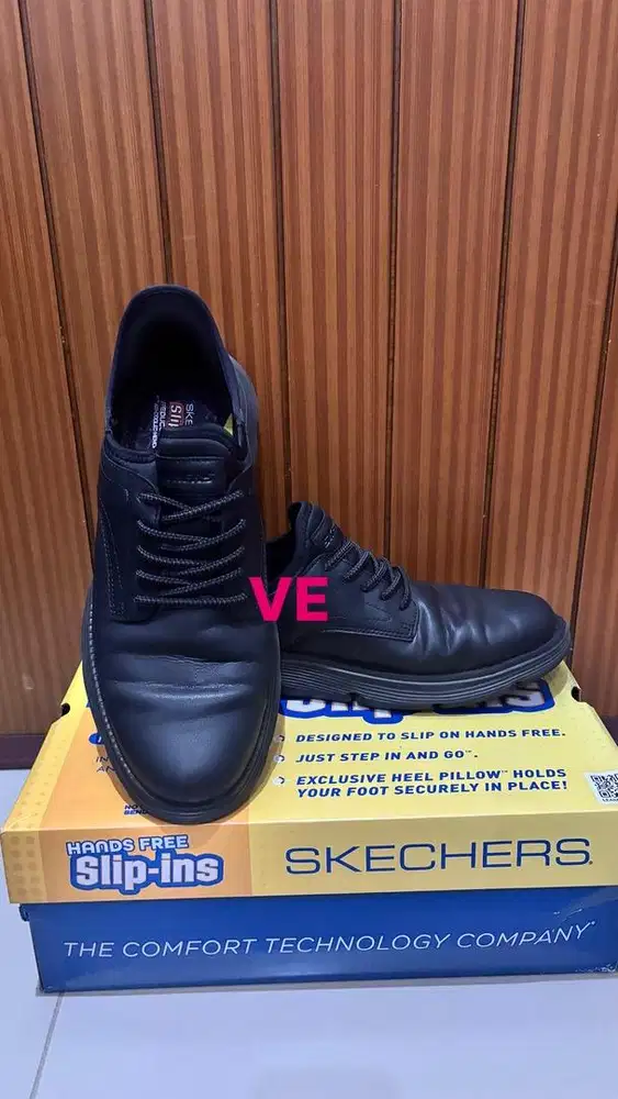 Sepatu Kerja Pria Skechers