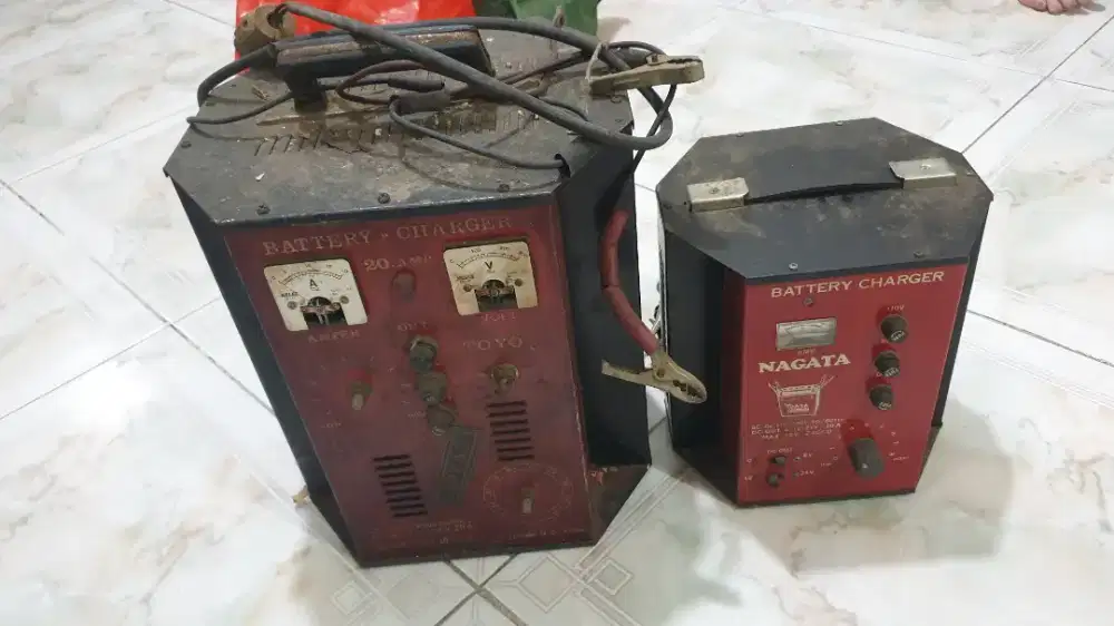 Charger Aki 2 Unit