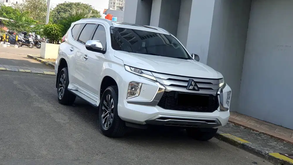 [ LOW KM ] Mitsubishi Pajero Sport Dakar Ultimate 2.4 4x4 AT 2024/2025