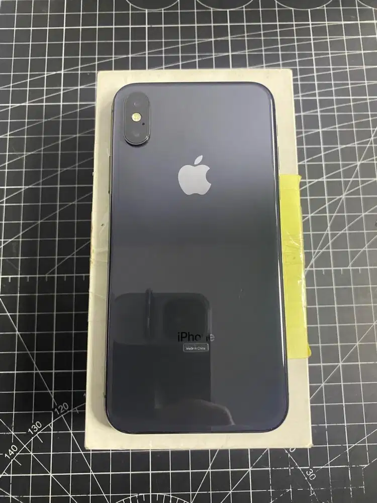 iPhone X - 256GB