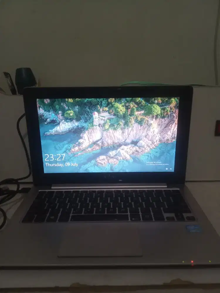 Leptop Asus X202E