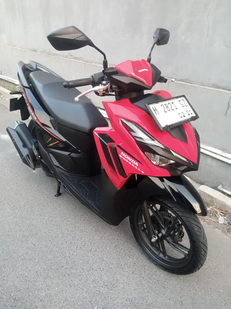 Honda Vario 125 cbs 2026 merah hitam