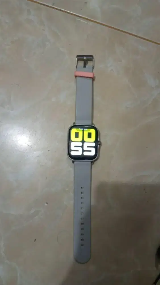Smartwatchh Y13
