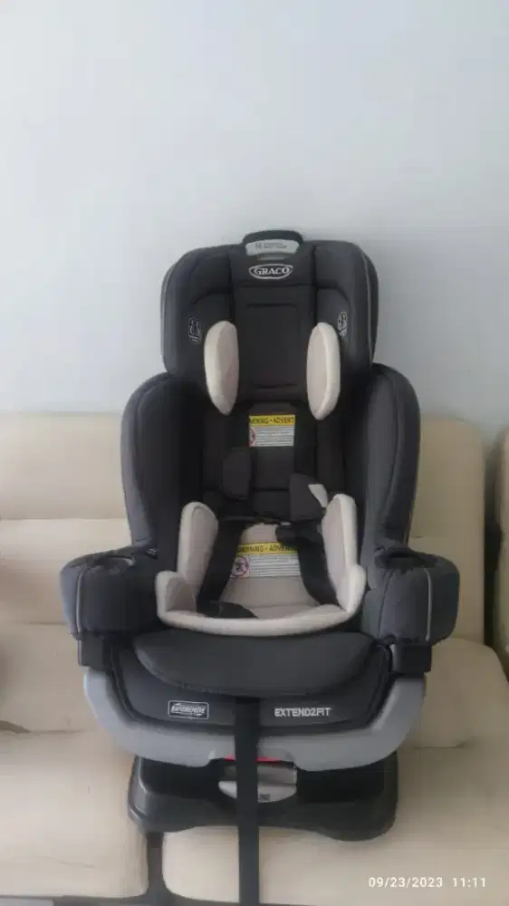 GRACO EXTEND2FIT CAR SEAT
