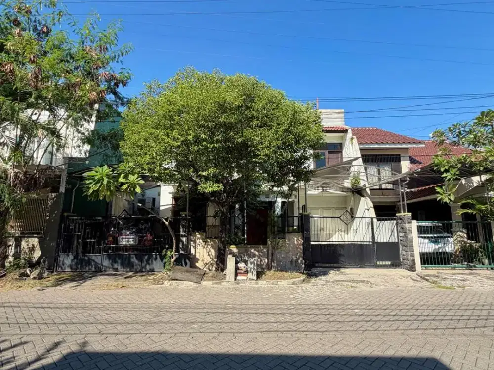 Rumah 2 lantai siap huni di Perumahan Mojoarum