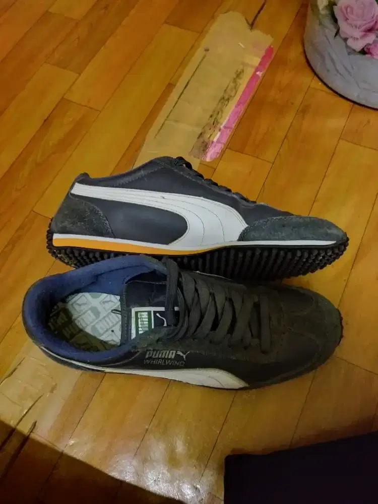 PUMA WHIRLWIND BLACK SIZE 40