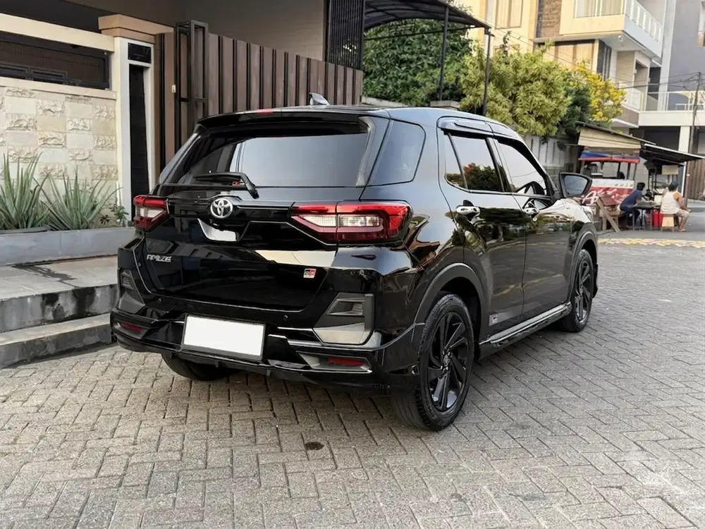 Toyota Raize GR 1.0 Turbo Matic Facelift Non TSS TH 2022 Warna Hitam