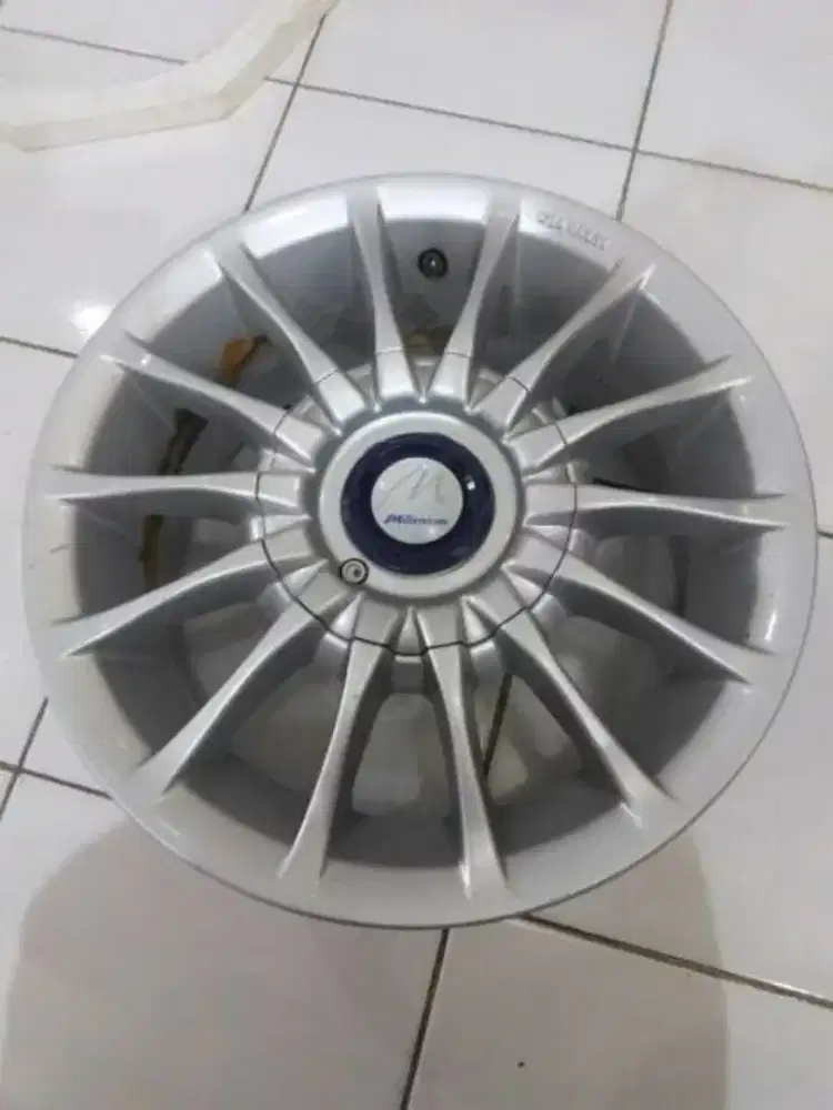 Velg R14 Preloved Bagus