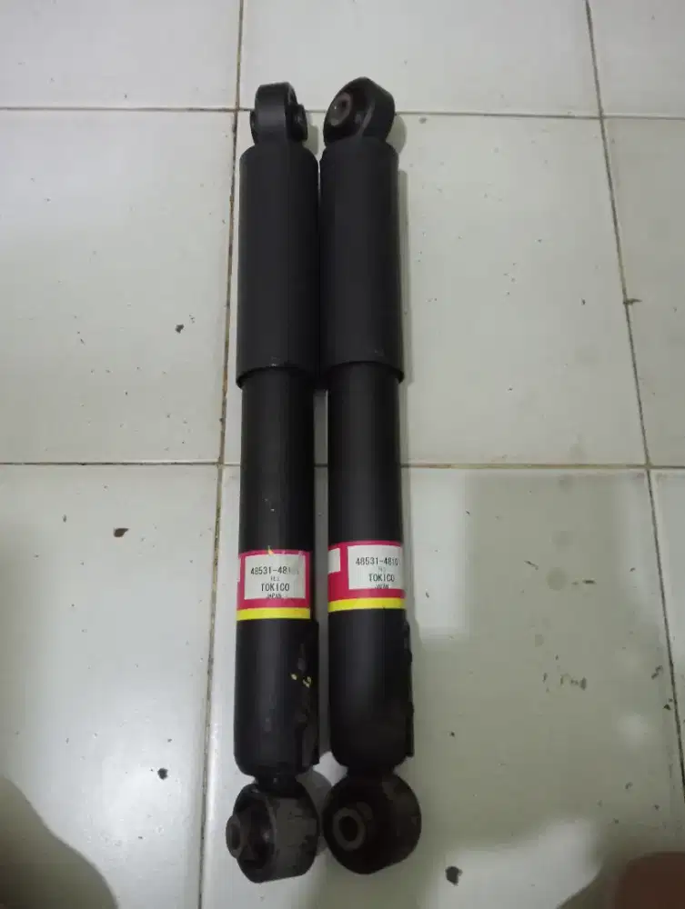 shockbreaker lexus rx270 rx350 rx450h belakang original