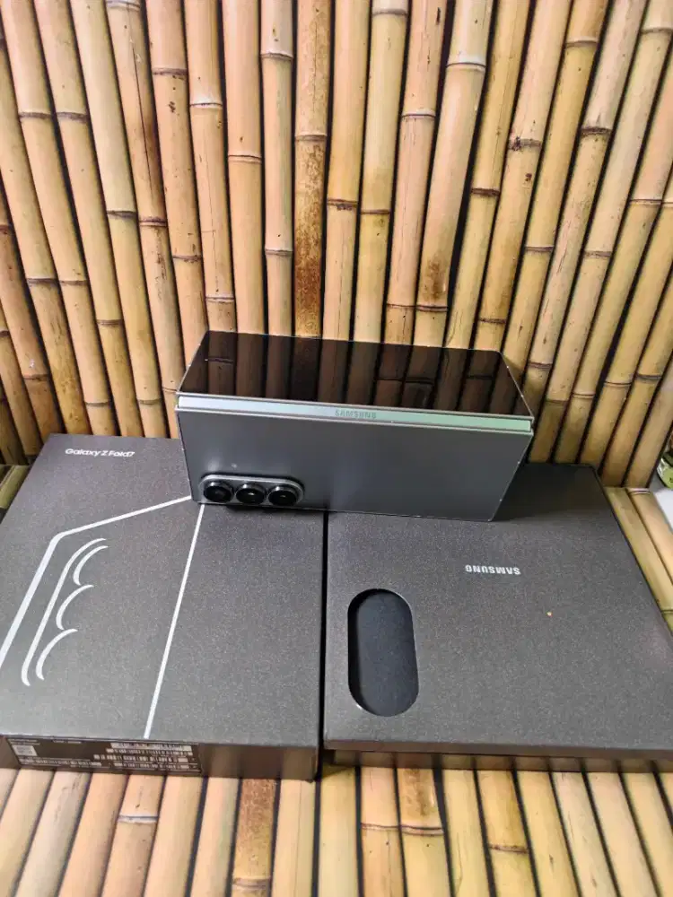 Samsung Z Fold 7 12/256Gb sein