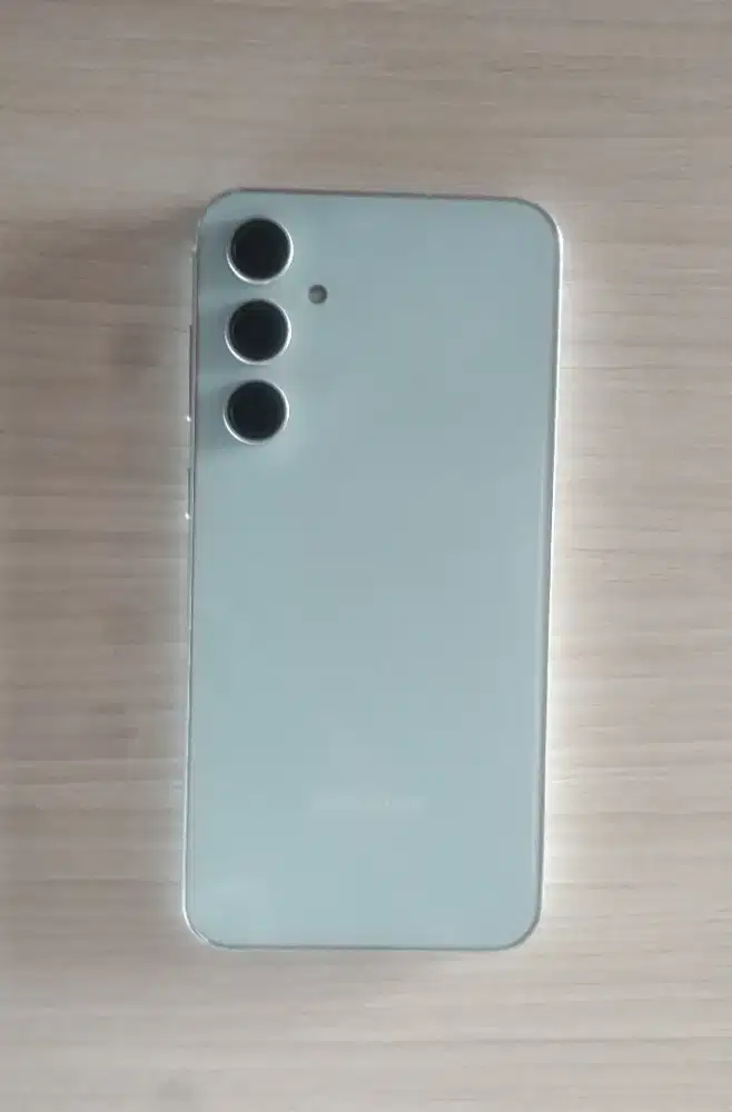TT, Samsung S23 FE