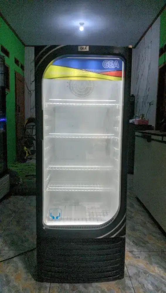 showcase gea 4 rak