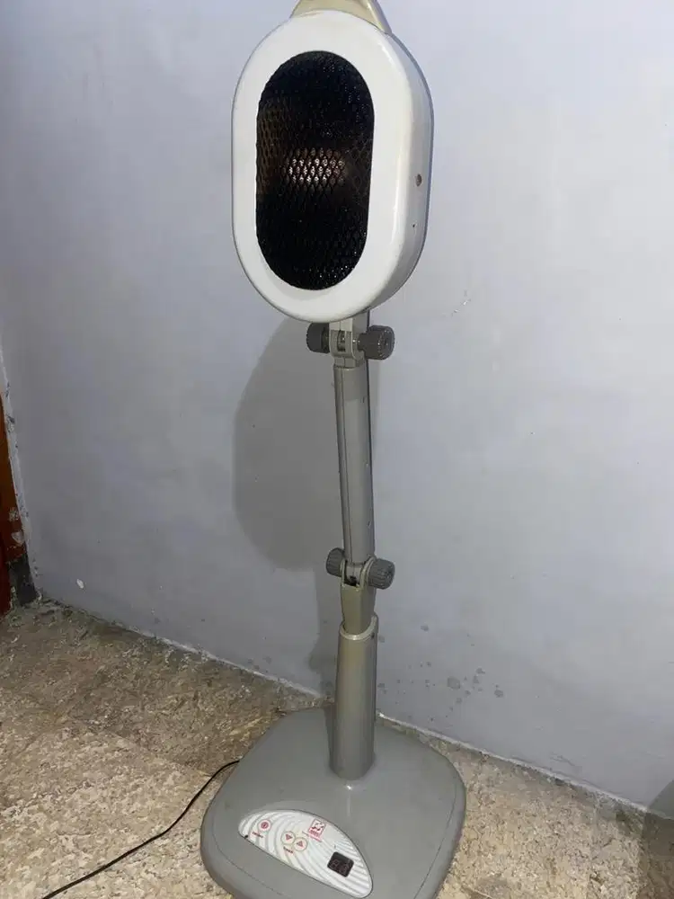 alat terapi nyeri otot, nyeri sendi dll  (Infrared Therapy Lamp)