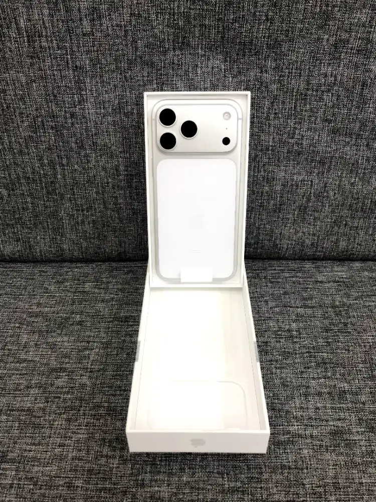 iphone 17 promax 256gb Open box