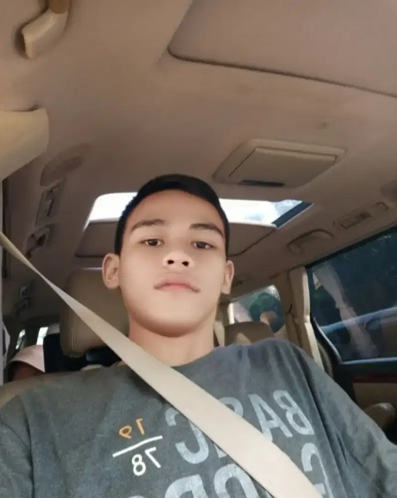 Mencari pekerjaan Driver Pribadi/Harian.