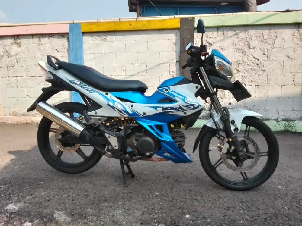 Kawasaki atlet orisinil cakep