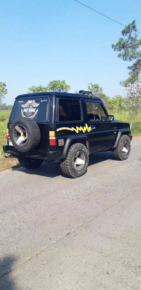 Daihatsu Feroza 1995 Bensin