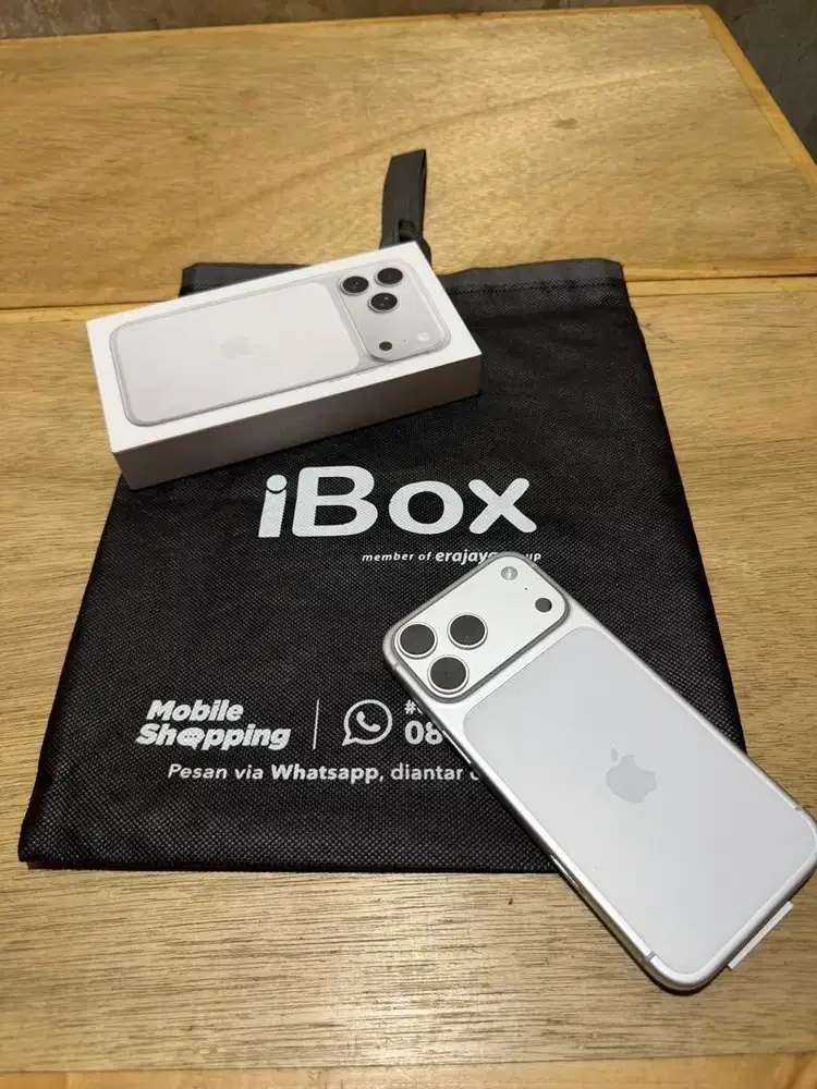 iPhone 17 Pro Max 256 GB Silver iBox (PA/A)