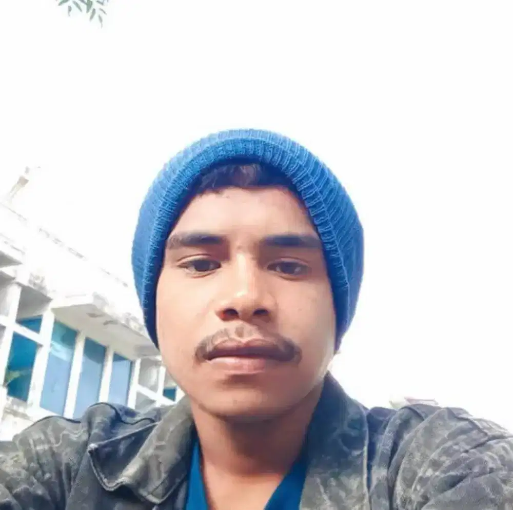 Sya mencari kerja yang tetap