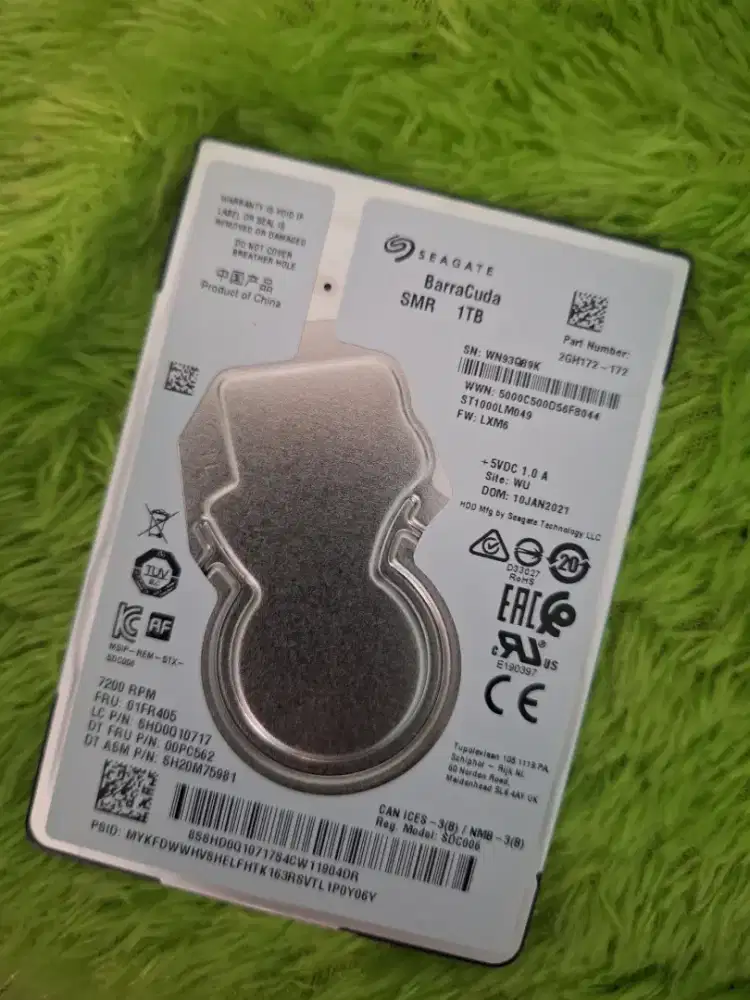 Bismillah di jual hardisk laptop slim 1tb kondisi ok tes ok