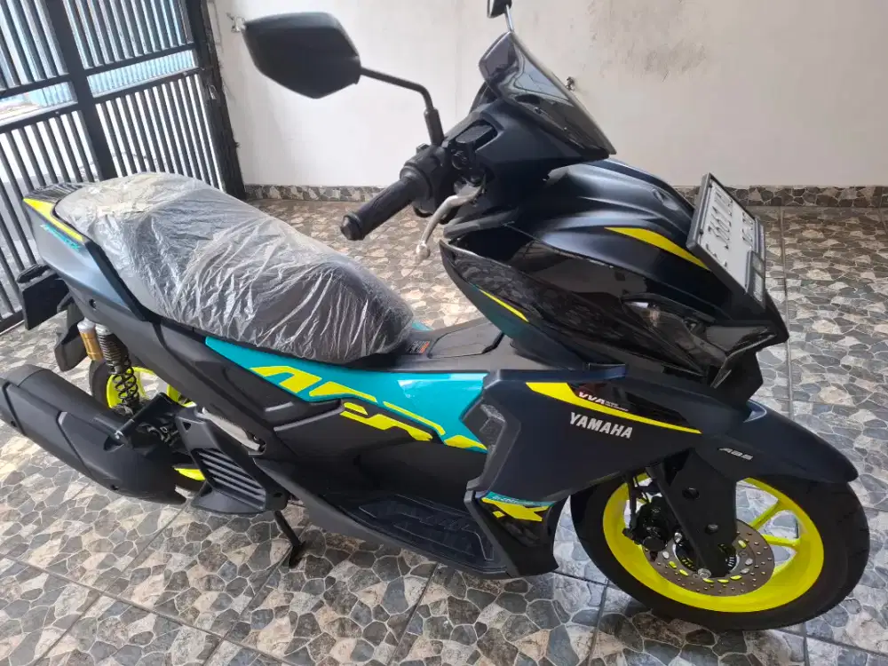 Km3rb keyless ABS, yamaha aerox alpha 155 VVA LED charger 2025 bln 10.