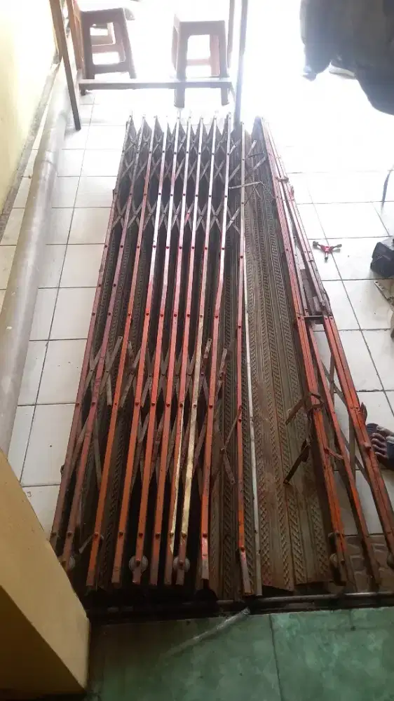 Tukang service reparasi rolling door folding gate panggilan