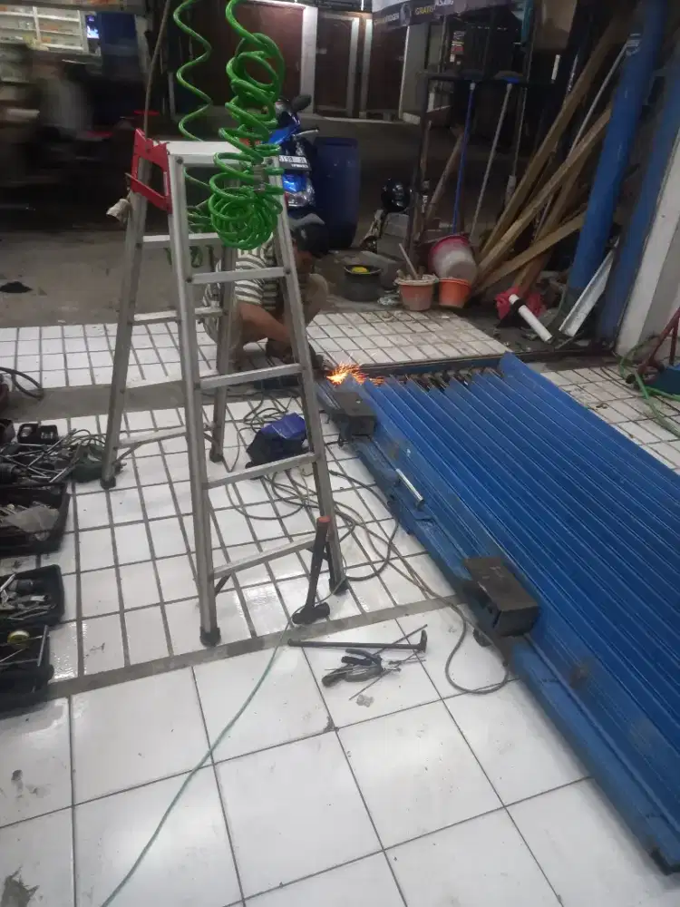 Tukang ahli service rolling door folding gate