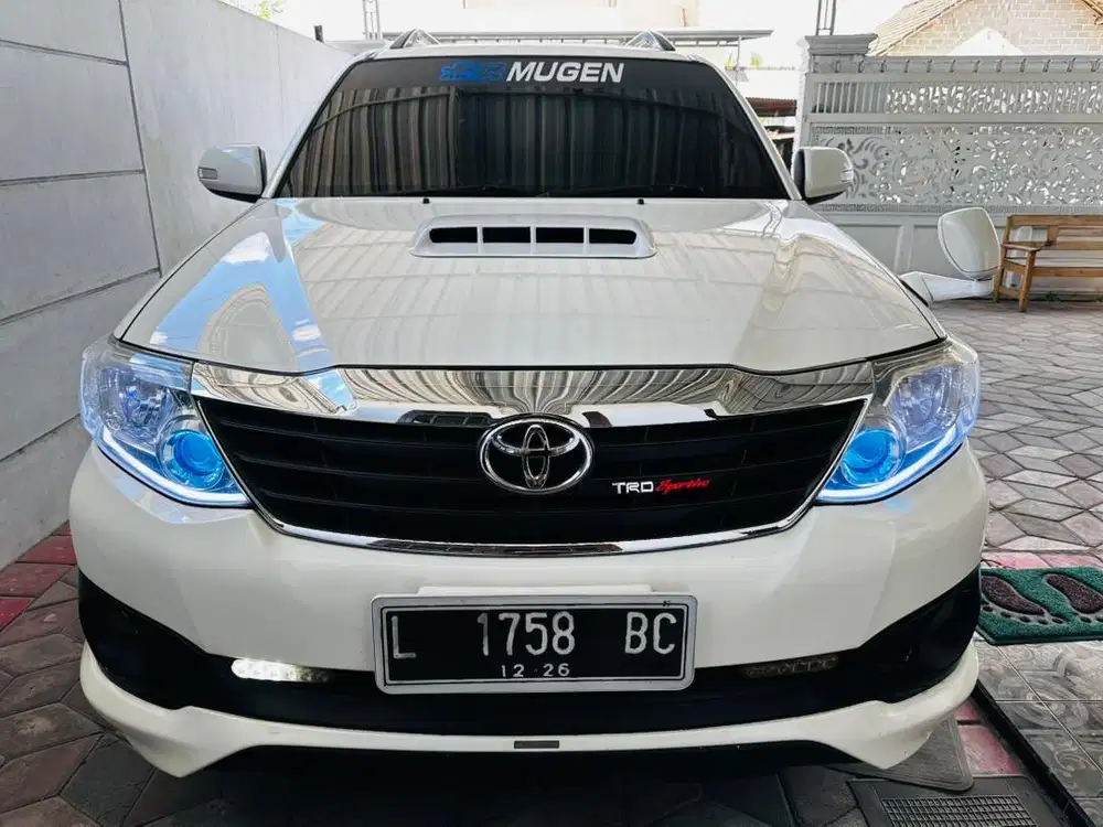 Fortuner 2012 diesel AT putih TRD sportivo solar ready mood vnt turbo