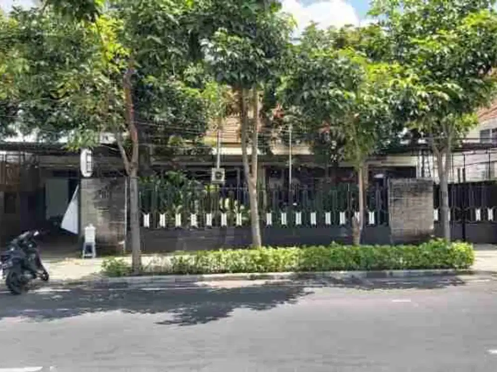 Dijual Rumah di Jalan Kartini Surabaya Pusat