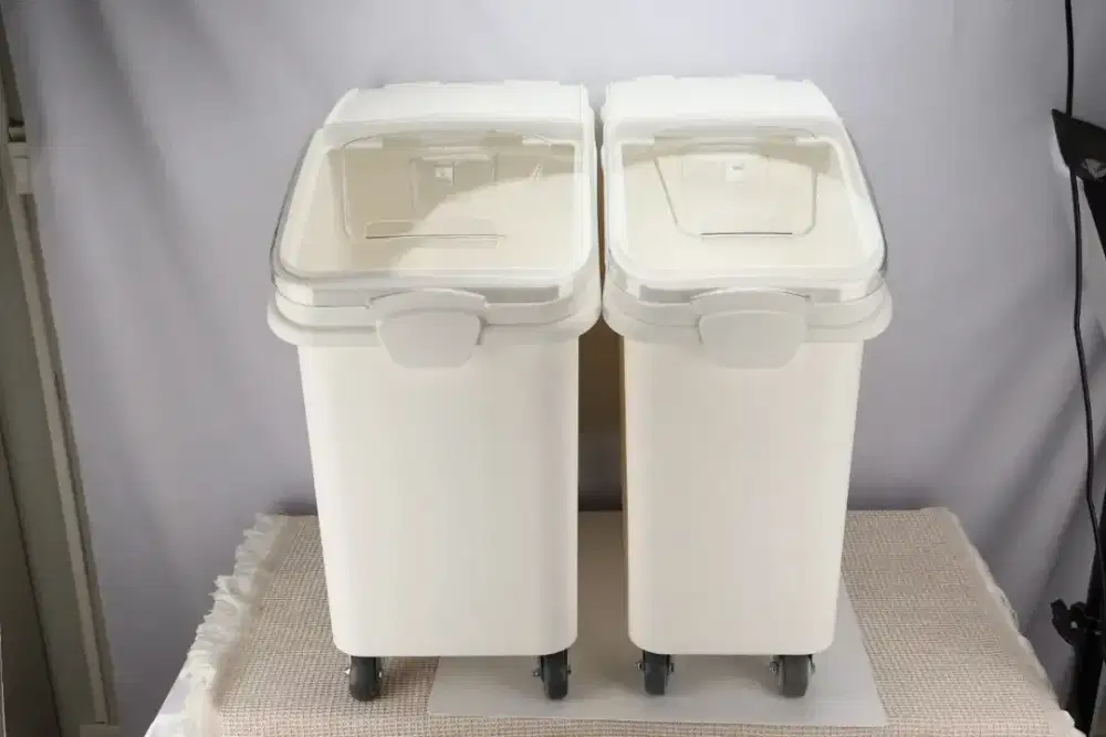 Ingredient Bin Tempat Penyimpanan Beras Tepung Kapasitas 81 Liter