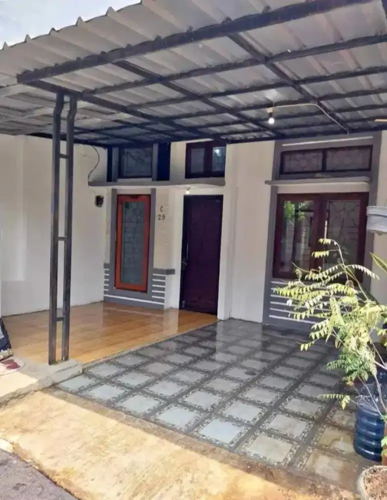 Dikontrakan rumah dikota depok tepatnya di Tanah Baru kec Beji
