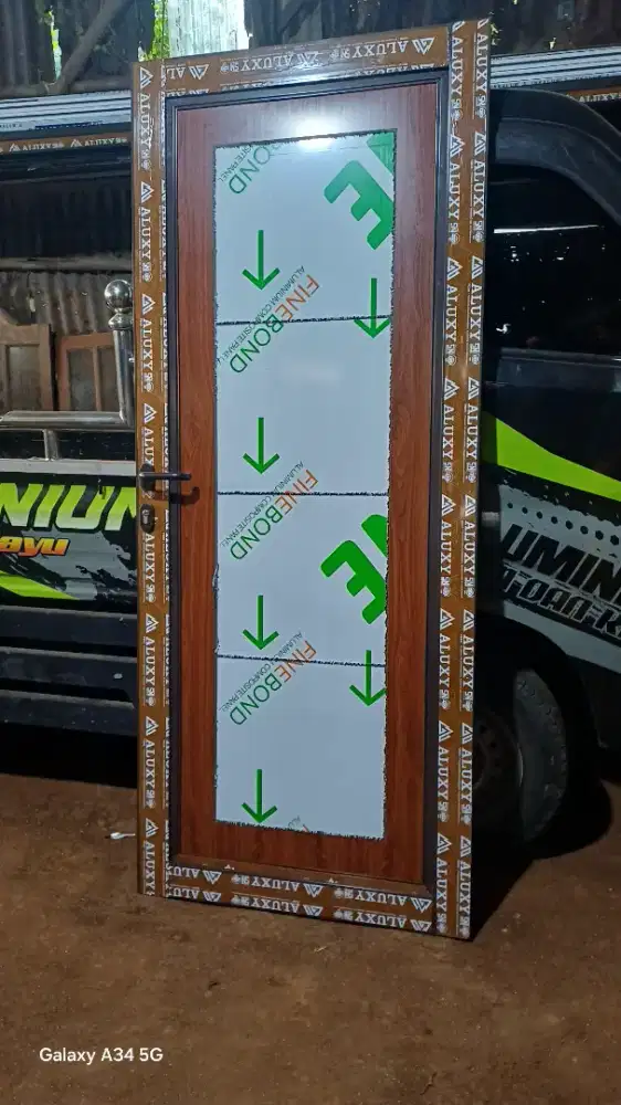 Jual kusen pintu satu dan pintu dua dari bahan aluminium dan kayu