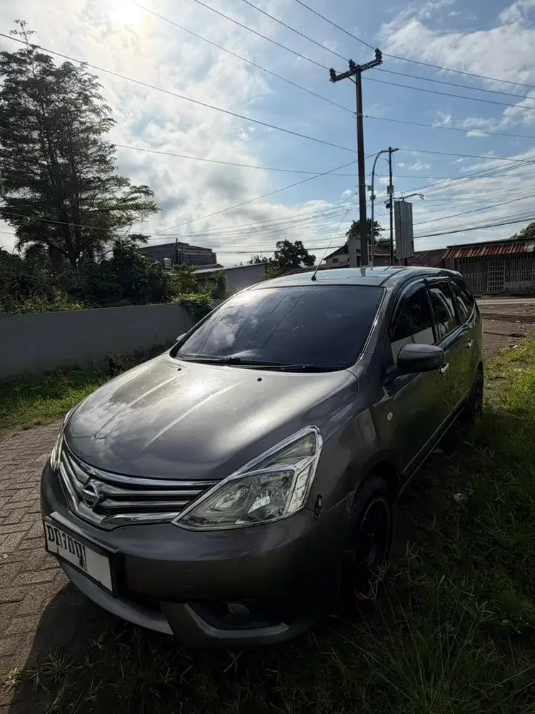 Grand livina XV faceflit metik