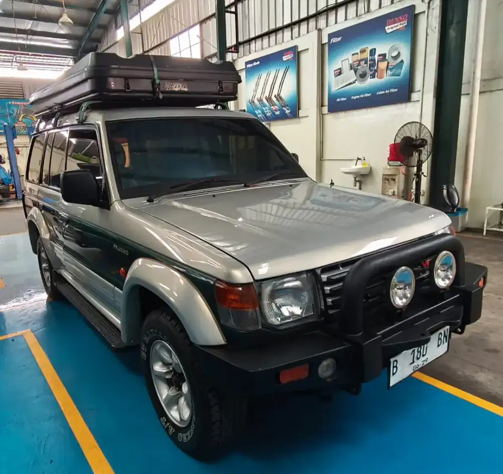 ORI 4x4 Tenda Roof Top Mitsubishi Pajero V6 3000cc Bensin Manual 1995 