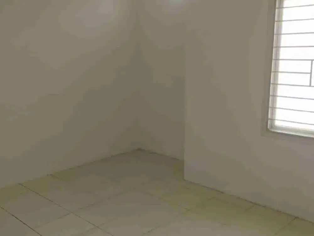 DIJUAL RUMAH MURAH 2 LANTAI SHM KAMAR ADA 3 SIAP HUNI BEBAS BANJIR DI CITRA 2 EXT