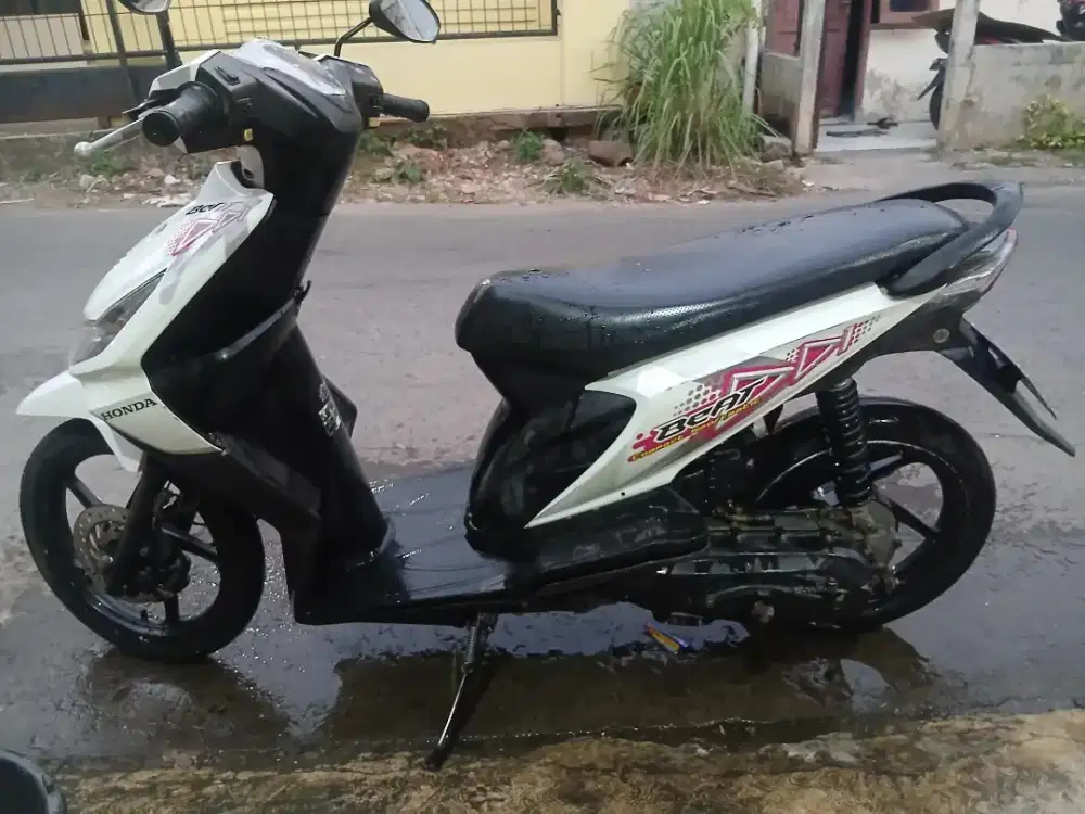 Di jual honda beat karbu mesin halus sehat