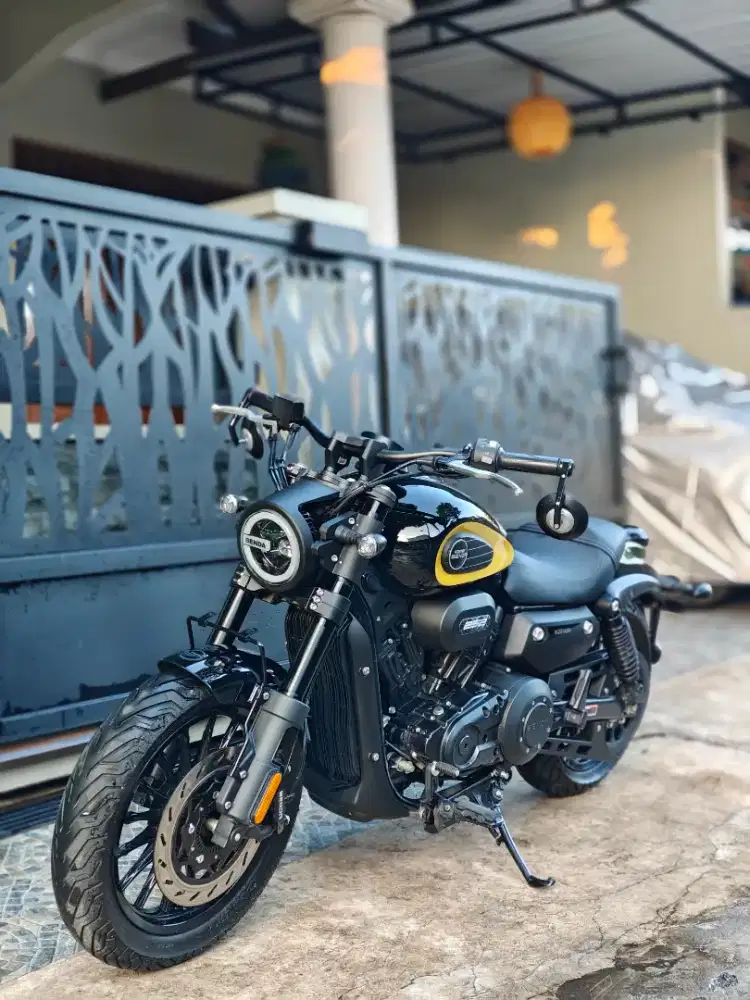 Keeway Benda V252C Like New
