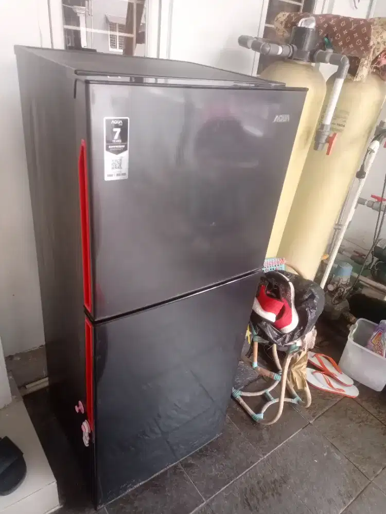 Kulkas Merk AQUA 2 PINTU