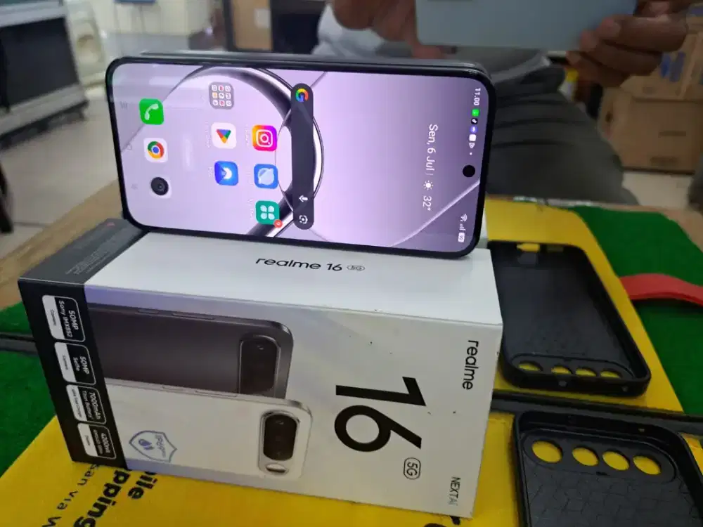 Realme 16 5G ram 12/256 GB mulus no minus lengkap ori