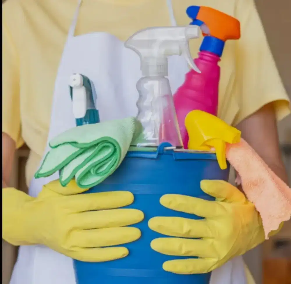 ART Wanita Menginap di Jakarta Pusat - WAJIB Penyayang Hewan