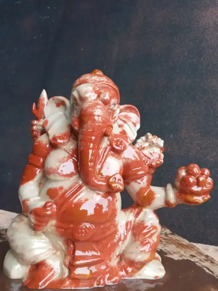 Patung ganesha dari batu alam panca warna